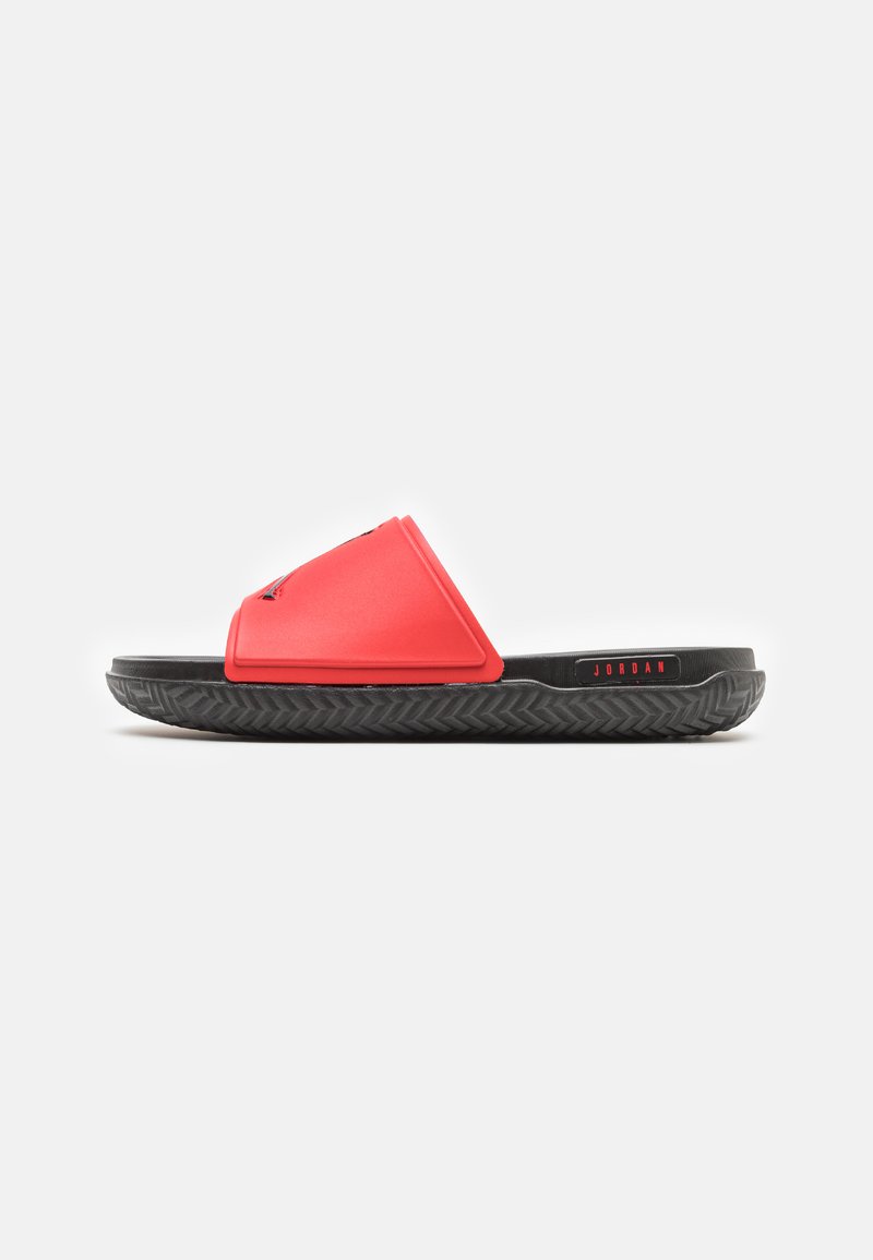 Jordan JUMPMAN SLIDE - Matalakantaiset pistokkaat - university red/black