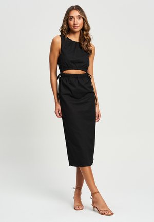 JASE MIDI - Robe fourreau - black