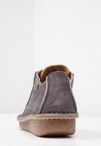 Clarks Unstructured Zapatos con cordones - grey