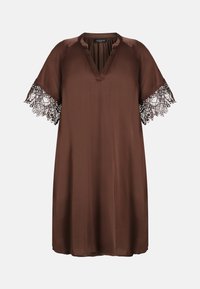 Επιλέχθηκε, chestnut