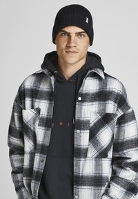Jack & Jones JACBRINK BEANIE UNISEX - Muts - black
