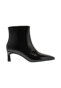 Bottine en cuir verni noir avec un bout pointu et un talon fin d'environ 5 cm. Texture lisse avec une finition élégante.