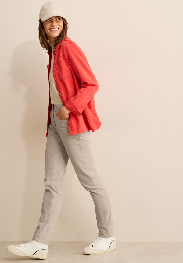 Jeans Tapered Fit - beige