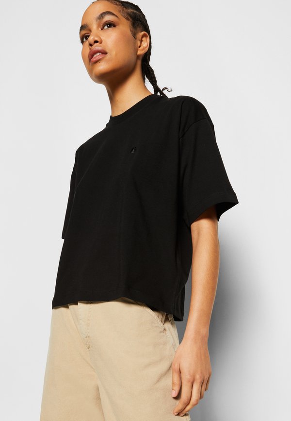 CHESTER - Basic T-shirt3