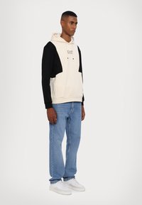 EA7 Emporio Armani FELPA - Felpa - whitecap