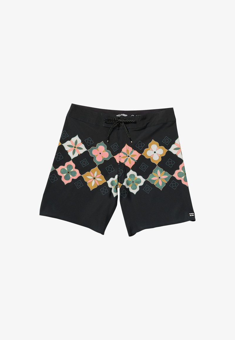 Calções de banho pretos com um padrão floral, apresentando flores em pêssego, azul-turquesa e amarelo. Inclui uma cintura com cordão e tecido leve.