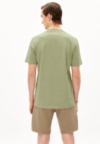 ARMEDANGELS MAARKUS SOLID - T-shirt basic - light matcha