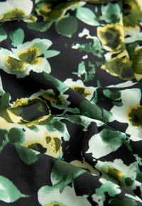 Next RUFFLE MIDI TALL REGULAR FIT - Maxi šaty - green floral