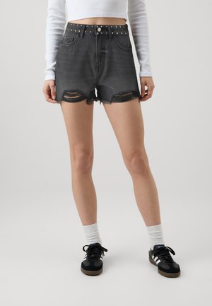 ONLY Petite ONLPACY STUDDED - Denim shorts - black denim