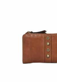 The Bagging Co EN DÉLAVÉ THB SHELL - Monedero - brown leather
