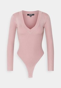 Rosa ribbad body med långa ärmar och V-ringning, med figurnära form och trosa-kroppstycke med trossnitt. Tillverkad av stretchigt tyg för komfort.