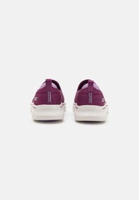 Skechers GO WALK - Sapatos sem atacadores - plum