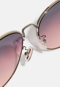 COACH Óculos de sol - shiny light gold-coloured