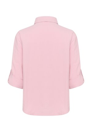 Šviesiai rožinė marškinė su apykakle ir trimis ketvirtadaliais rankovėmis, turinčios sukamas rankoves ir laisvą siluetą. Lygi tekstūra su subtiliu blizgesiu.