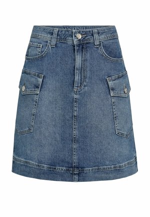 Džinsa mini svārki ar priekšpuses pogu un rāvējslēdzēju, divām priekšējām kabatām un divām lielām atloka kabatām ar pogām sānos.