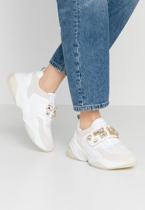 Trainers - weiss