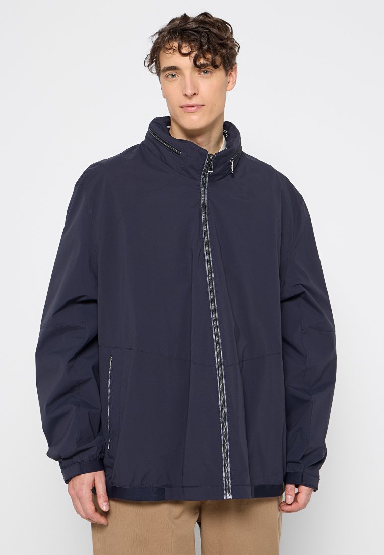 Bugatti Lichte jas donkerblauw Bugatti Lichte jas donkerblauw