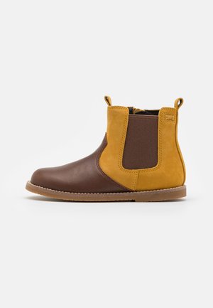Camper Unisex-Child Peu Cami Kids 90019Ankle Boots, Green 104 Camper Unisex-Child Peu Cami Kids 90019Ankle Boots, Green 104