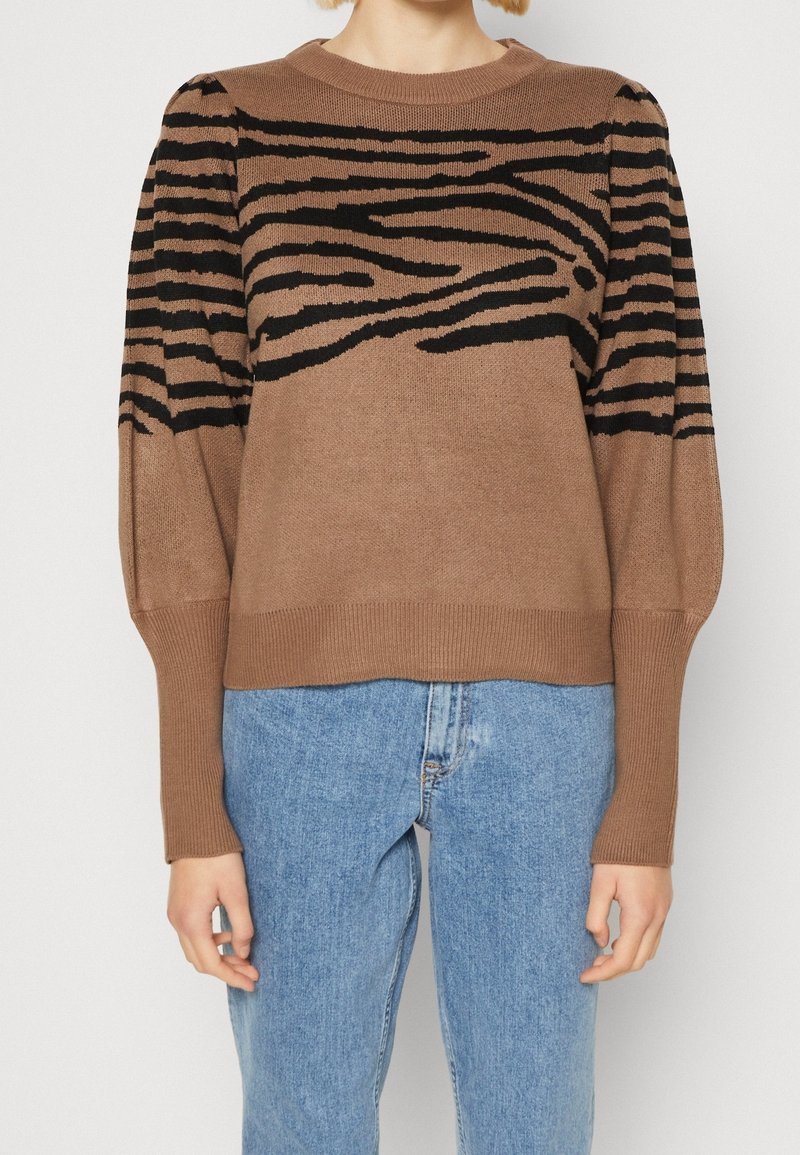 VILA Stickad tröja - brown
