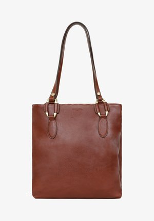 Bruine leren tote bag met een gestructureerd oppervlak, twee stevige schouderbanden en gouden hardware accenten. Eenvoudig, modern rechthoekig ontwerp.