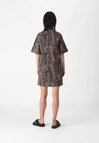 ONLY ONLANLIE DRESS  - Džinsinė suknelė - black/leo