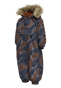 Isoleringsoverall i blå, brun och grå camouflageö. Utrustad med en luvtröja med pälsfoder och elastiska ärmslut för värme och komfort.