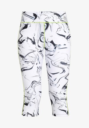 Weiße Sportleggings mit einem schwarzen Marmor-Muster, ausgestattet mit einem kontrastierenden neongrünen Abschluss entlang der Nähte und des Taillenbunds.
