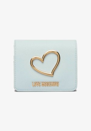 Portafoglio azzurro chiaro con dettaglio metallico a forma di cuore dorato e logo "LOVE MOSCHINO" in lettere dorate sul davanti.