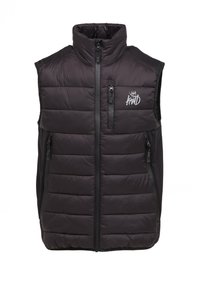 Chaleco acolchado negro con cuello alto, cremalleras frontales y secciones acolchadas. Presenta un logo y bolsillos laterales con cierres de cremallera. Material suave e aislante.