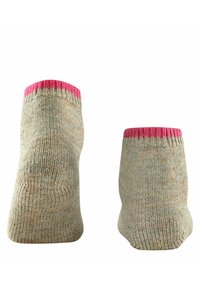 Mehrfarbige Knöchelsocken aus weichem Strickmaterial; Hauptfarbe ist Hellgrau mit einem pinken, gerippten Bündchen und einer strukturierten Oberfläche.