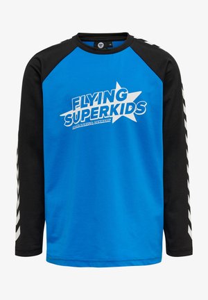 Langarmshirt met een felblauwe romp, zwarte raglanmouwen en een witte "FLYING SUPERKIDS" graphic op de voorkant. Bevat visgraataccenten.