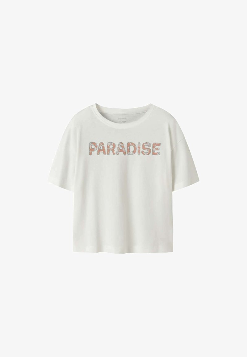 T-shirt blanc en coton à manches courtes avec col rond et le mot "PARADISE" imprimé sur la poitrine en lettres à motif floral.