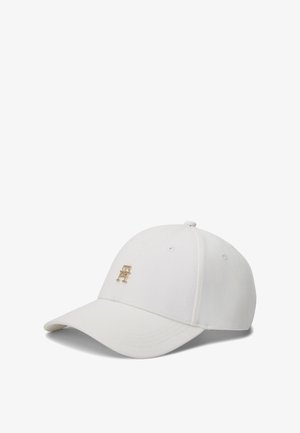 Șapcă albă de baseball din bumbac, cu bor curbat, având un mic logo aurit în relief pe partea din față și șase orificii de ventilație.