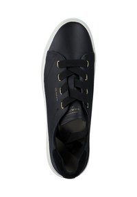 Black sneaker with smooth synthetic upper, white rubber sole, black laces, gold logo accents, and padded collar for comfort.