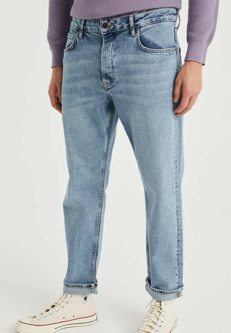 WE Fashion MET COMFORT STRETCH Jeans Straight Leg blue/hellblau