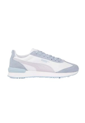Low-top sneaker in white and light gray with suede accents, lace-up closure, and a rubber sole viewed from the side on a white background.