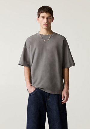 TEXTURED SHORT SLEEVE - Basic póló - grey
