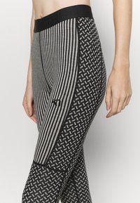 Kari Traa SMEKKER PANT - Camada base - black