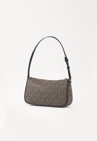 Torba na ramię w brązowym kanwie z monogramem z skórzanymi akcentami. Posiada zapięcie na zamek błyskawiczny oraz pojedynczy regulowany pasek. Gładka tekstura.