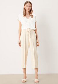 s.Oliver BLACK LABEL Tričko s potlačou - cream