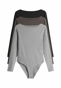 Kolme pika varrukaga bodysuit'i hallis, pruuni ja mustas värvitoonis. Igal bodysuit'il on pehme, veniv kangas ja ümar kaelus, millel on liibuva kujuga lõige.