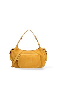 Borsa a tracolla gialla in suede con silhouette curva, tracolla regolabile e una tasca frontale con zip. Presenta dettagli in pelle liscia.