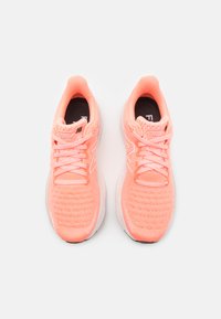 New Balance FRESH FOAM X 1080 - Zapatillas running asfalto - grapefruit