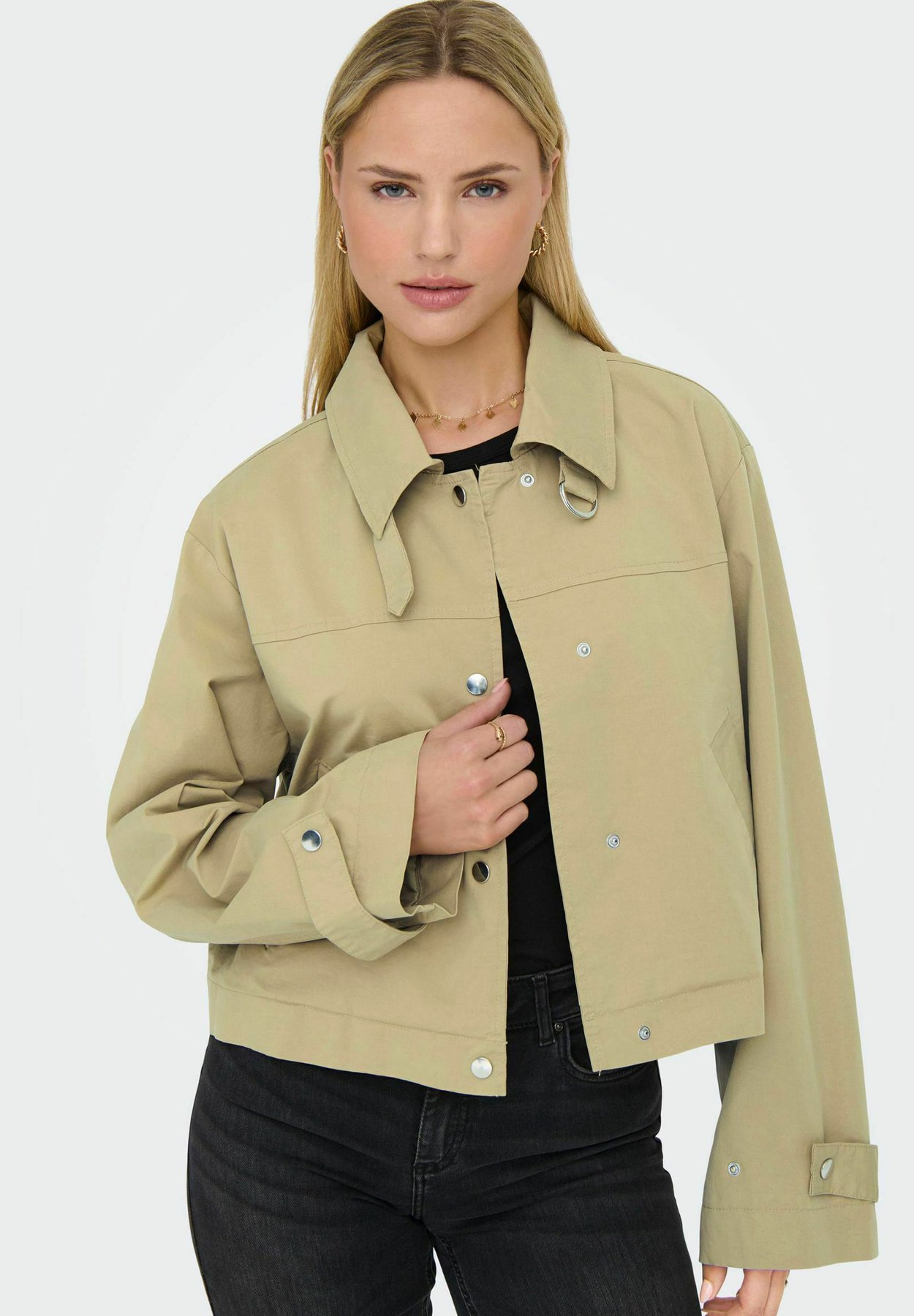 Leichte Jacke