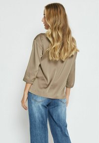 Desires ELKE V-NECK 3/4 SLEEVE - Palaidinė - iron