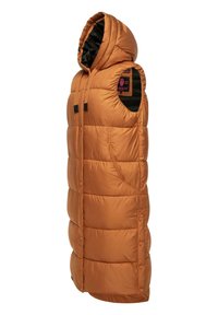 Brun pufferväst med huva, med horisontella sömmar, framfickor och en märkespatch på axeln. Slät textur.