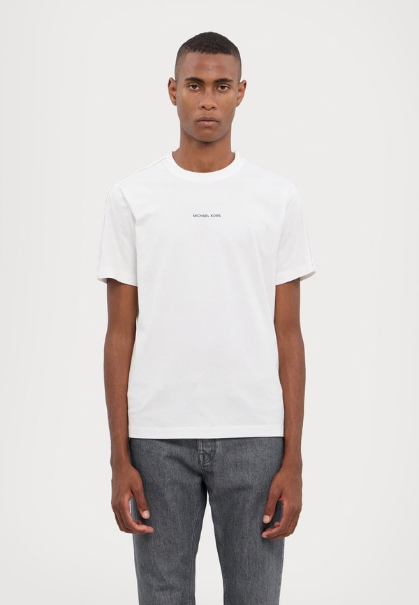 LOGO TAPE  - Basic T-shirt4