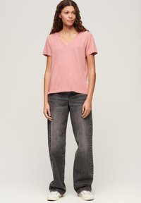 Superdry & Co EMBROIDERED V NECK  - T-shirt basic - dusty rose