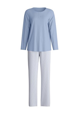 Top a maniche lunghe di colore azzurro chiaro con tre bottoni abbinato a pantaloni a righe verticali bianchi e azzurri, esposto su uno sfondo bianco.