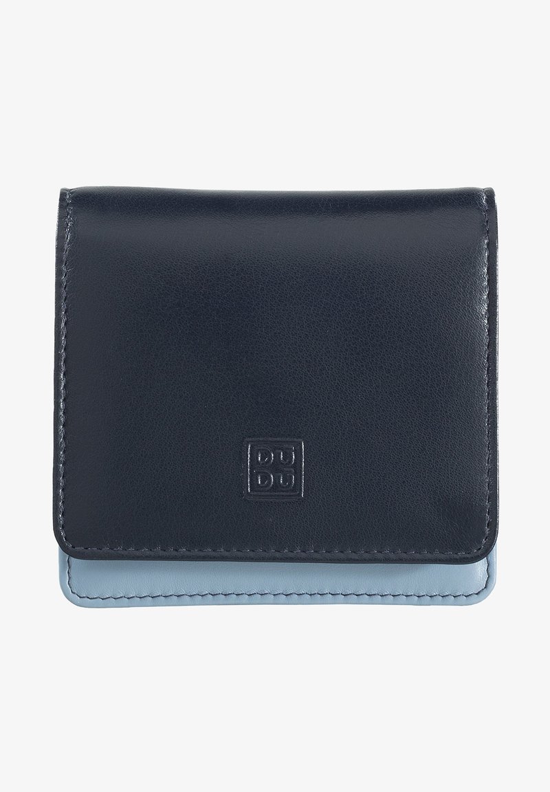 Portafoglio in pelle blu navy con un'accents in pelle azzurra; presenta una superficie testurizzata e un logo impresso sul davanti. Forma quadrata compatta.